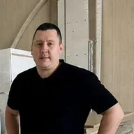 Директор мебельного производства «Золотое сечение»